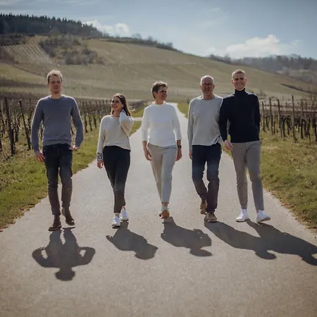 Отель Weingut Gehlen-cornelius Браунеберг