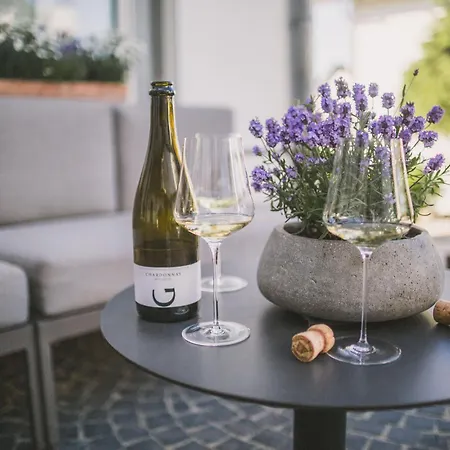 Отель Weingut Gehlen-cornelius 3*